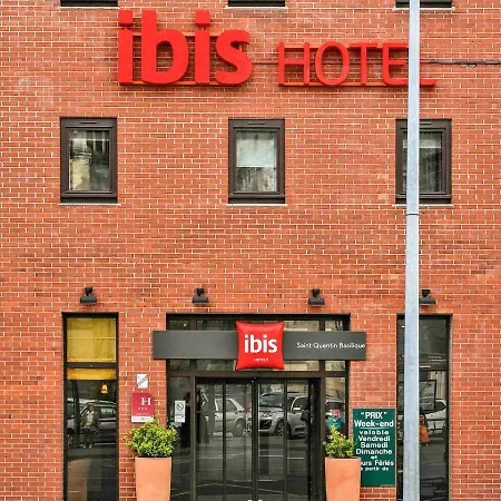 ホテル Ibis Quentin Basilique