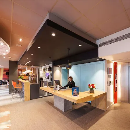 Hotel Ibis Quentin Centre Basilique