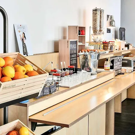 Hotel Ibis Quentin Basilique