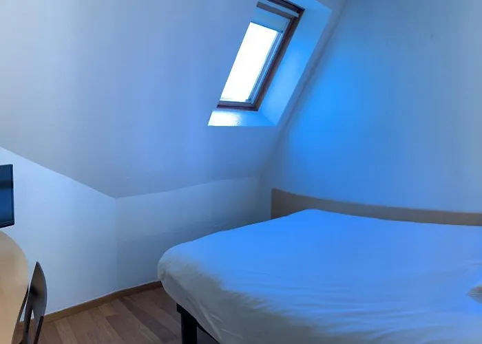 Ibis Quentin Basilique Saint-Quentin (Aisne)