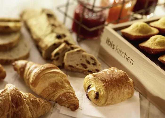 Ibis Quentin Basilique