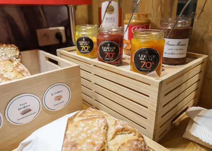 Ibis Quentin Basilique Saint-Quentin (Aisne)