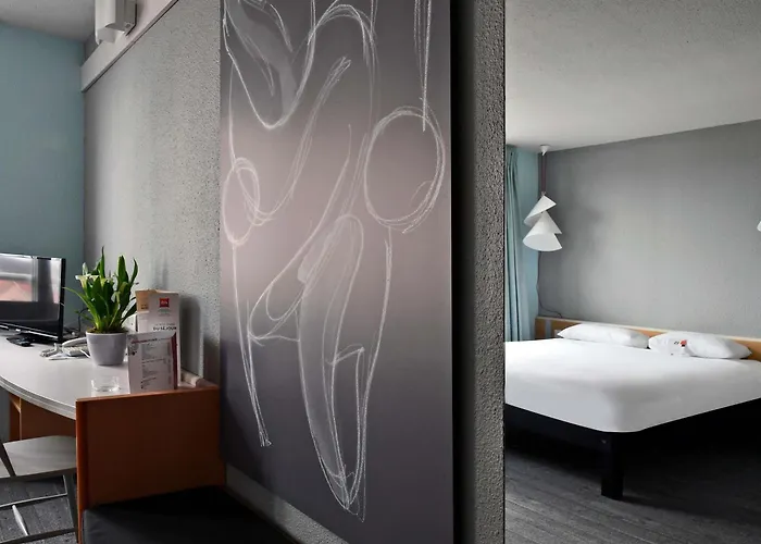 Hotel Ibis Quentin Basilique Saint-Quentin (Aisne)