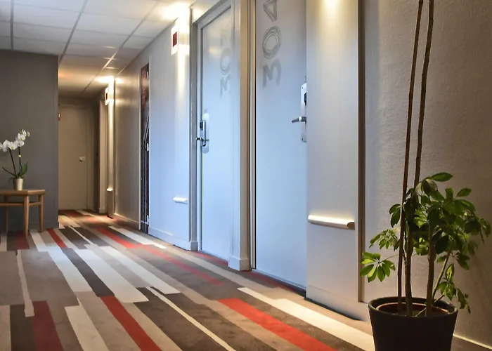 Hotel Ibis Quentin Basilique